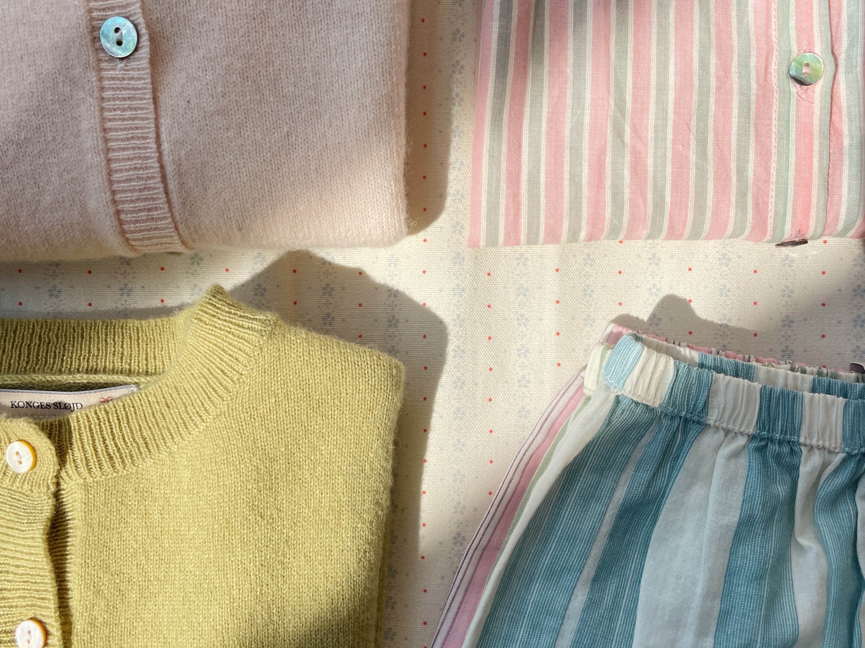 Konges Sløjd A/S KNITTED CARDIGANS buttercream