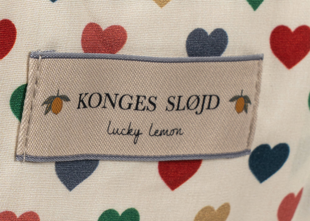 Konges Sløjd A/S DOLL ESSENTIALS coeur coloré
